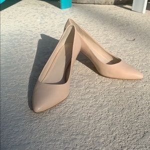 Cole Haan Vesta pump 8M Nude